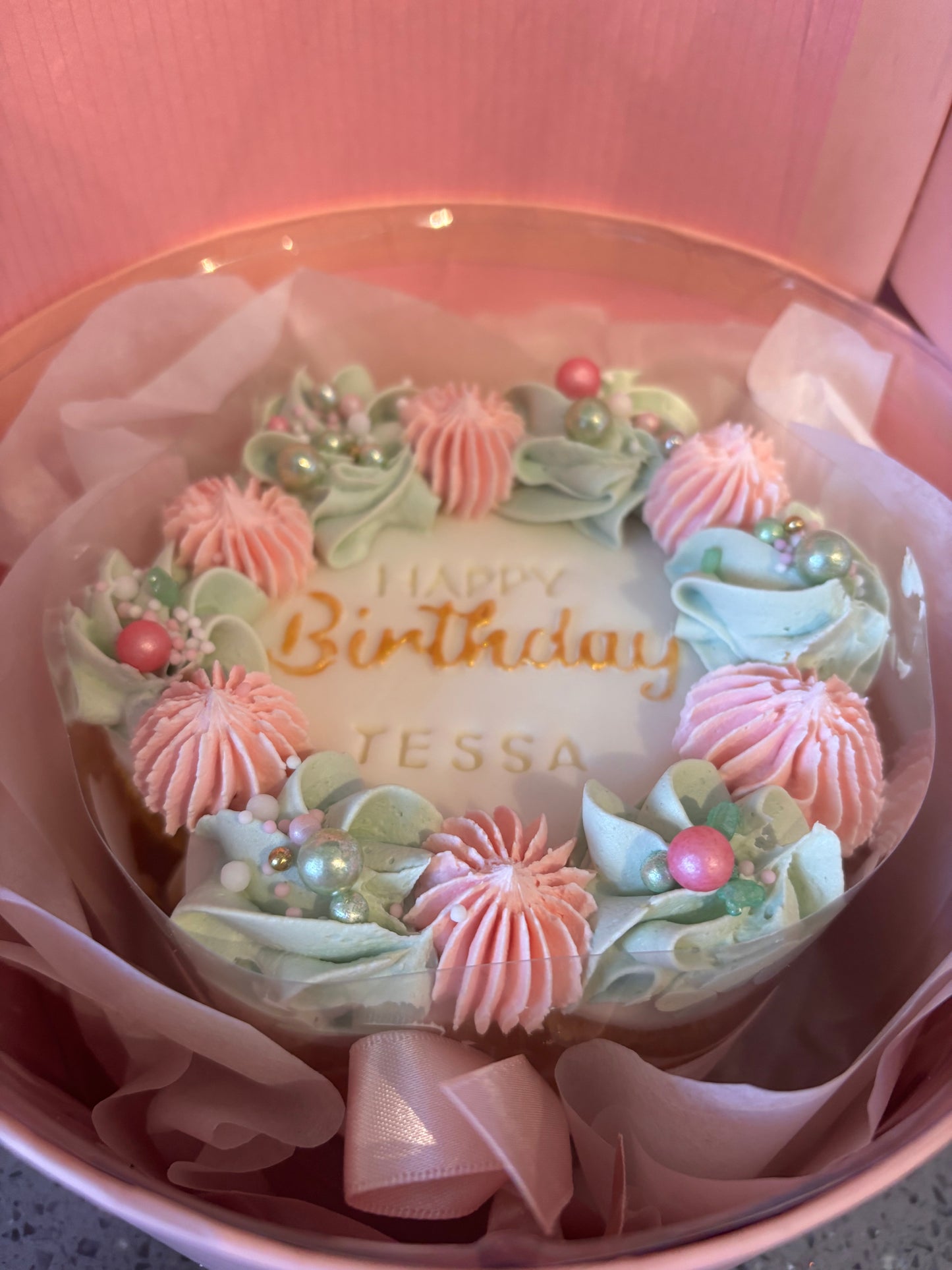 'Oh so pretty' gift box