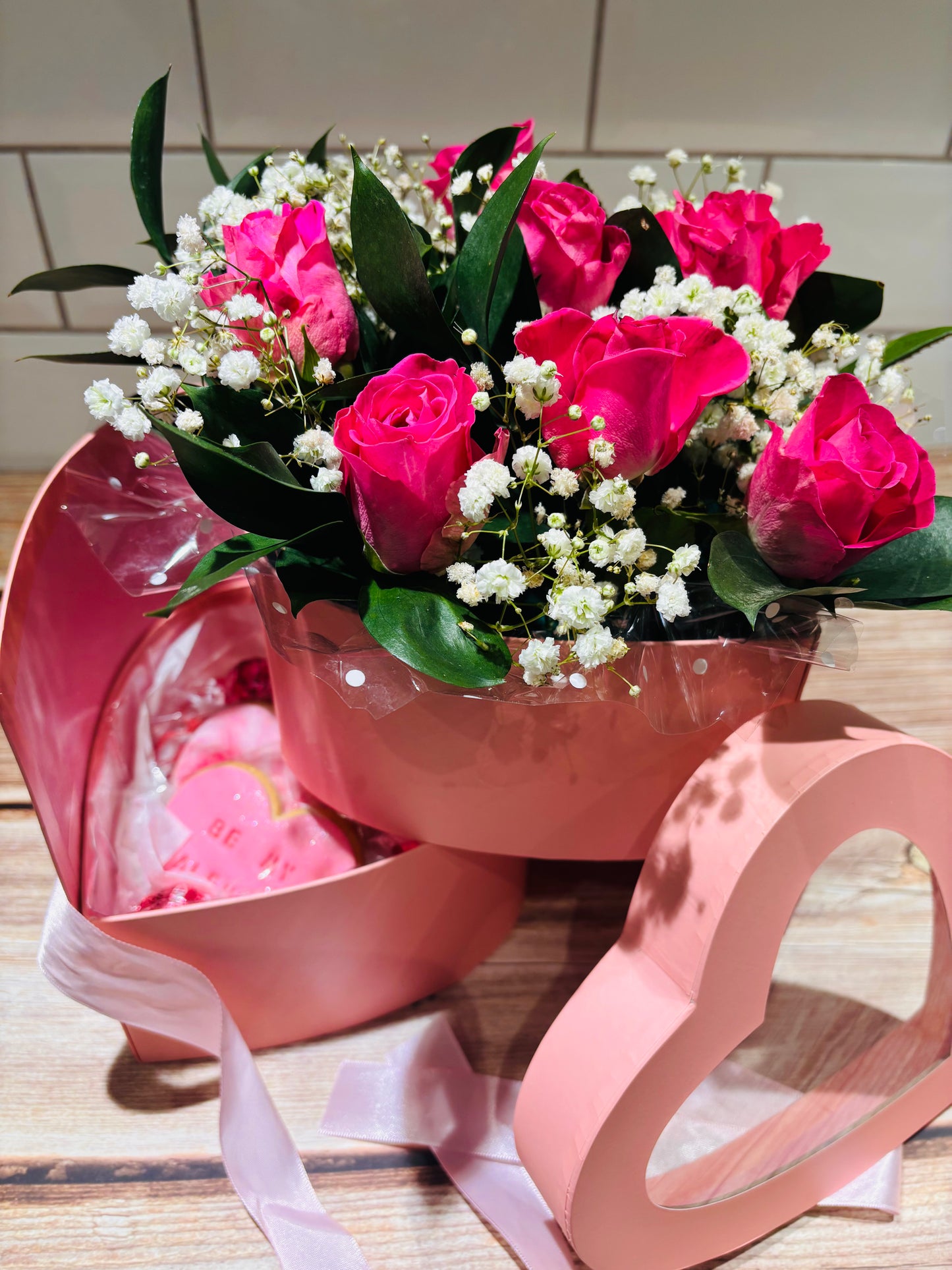 Valentine's 'Oh so pretty' heart shaped gift box